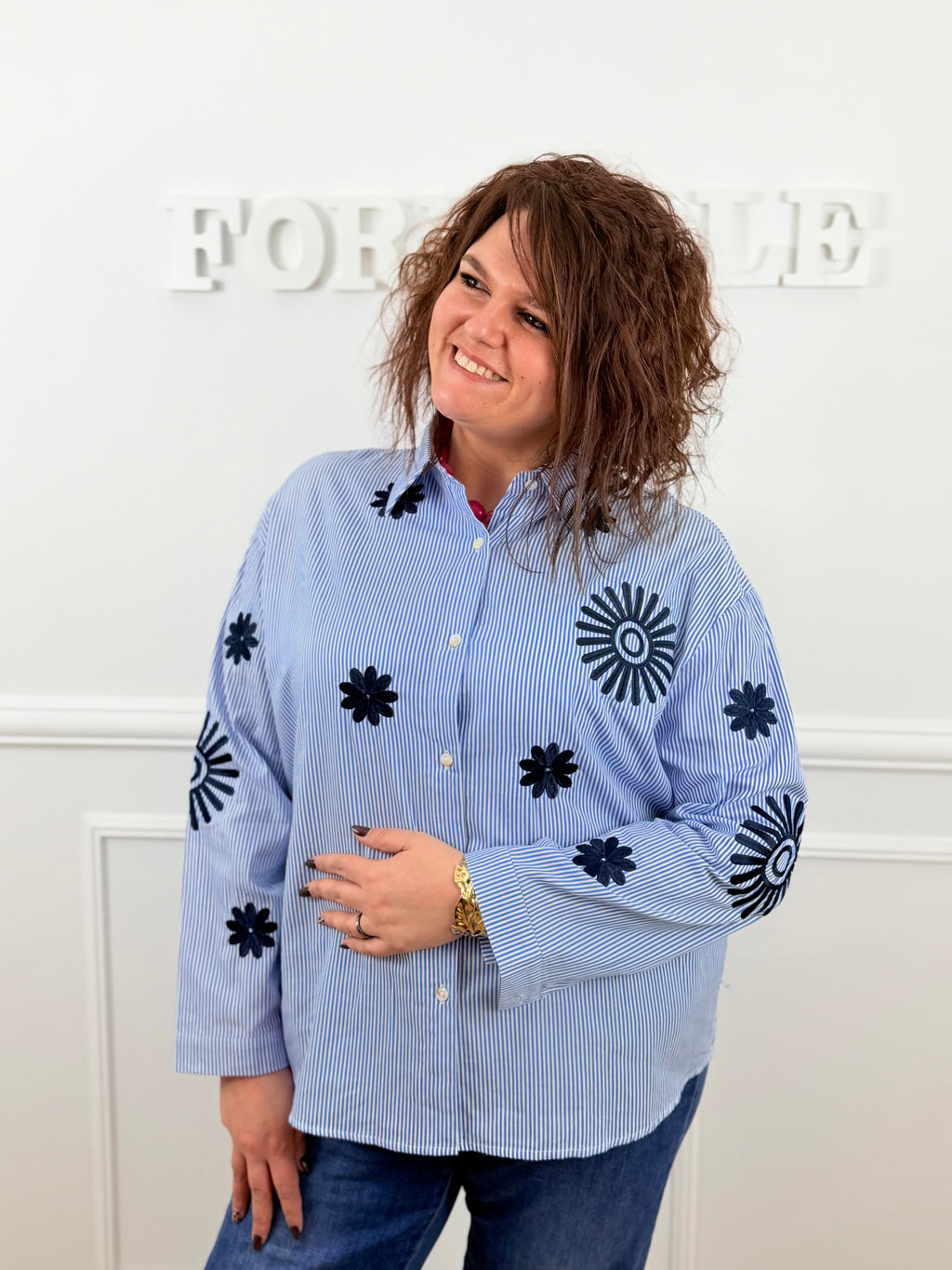 💙 Chemise Capucine – Rayée & fleurs brodées bleu