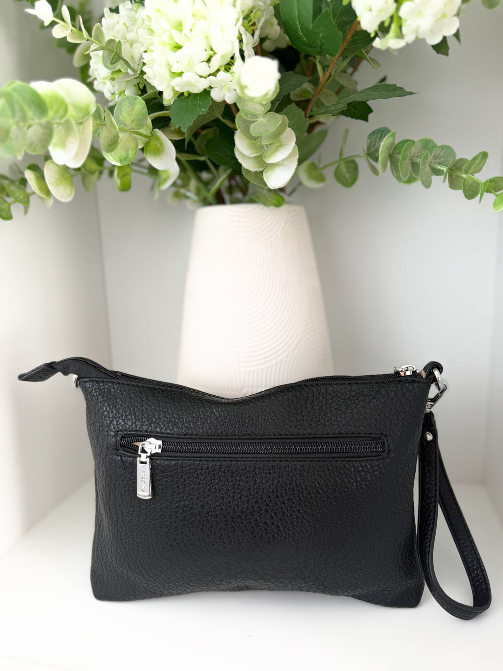 La pochette Léonie