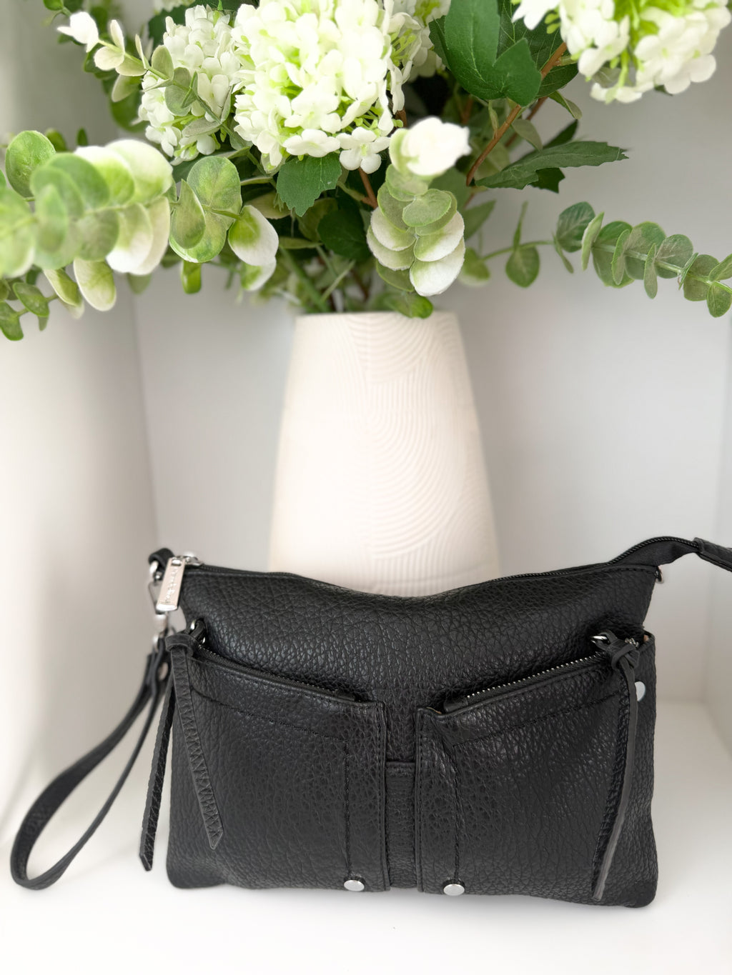 La pochette Léonie