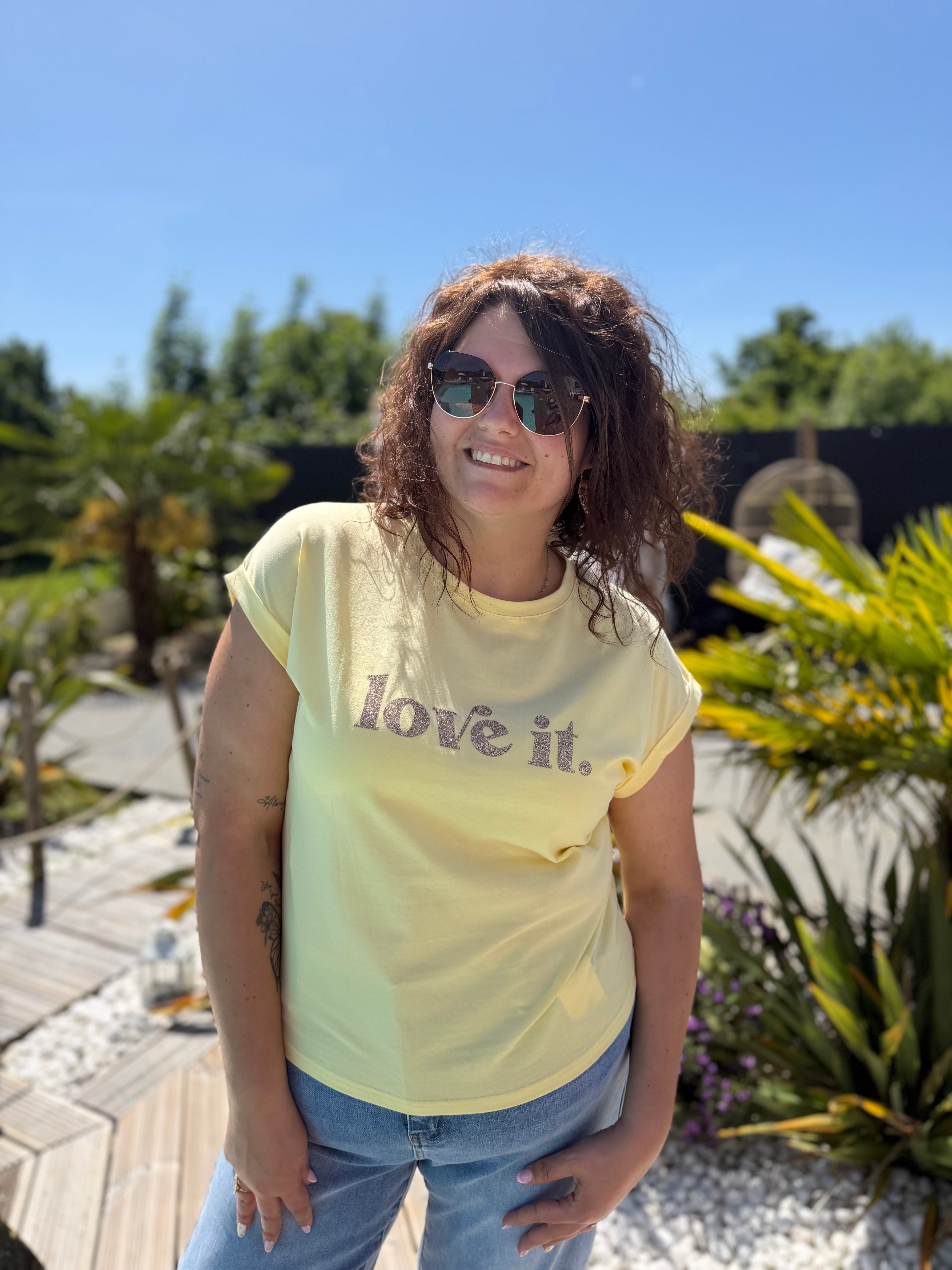 T-shirt Love it jaune