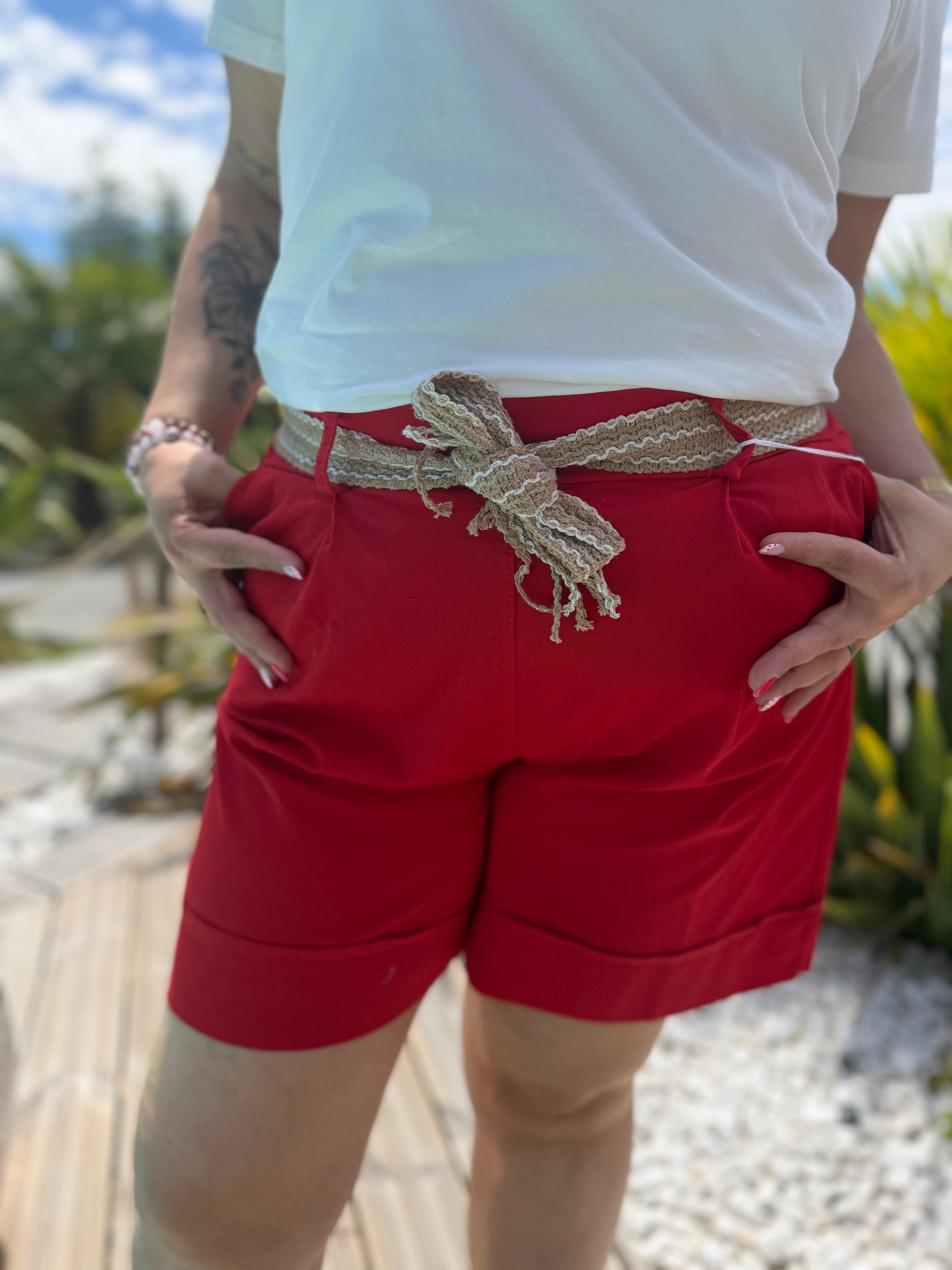 Short rouge