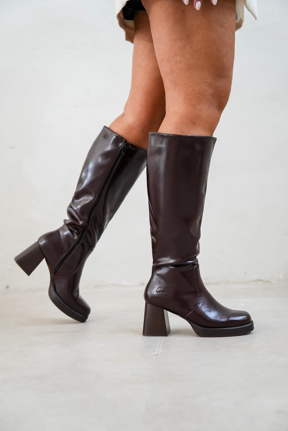 Les bottes Vera XL Carmelyna