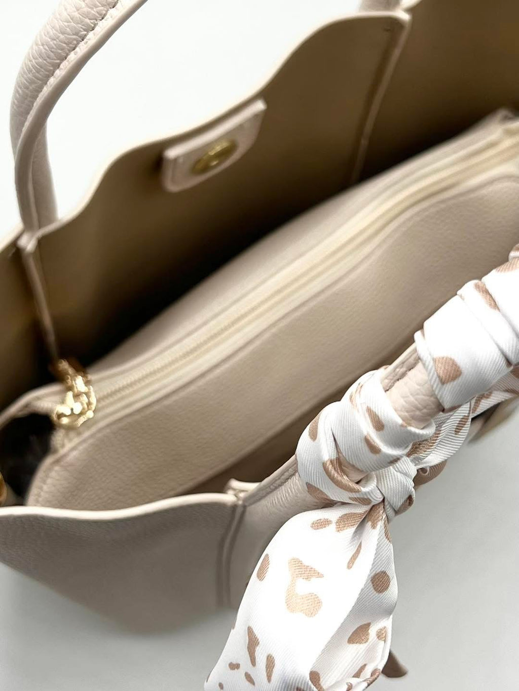 Le sac Valentina