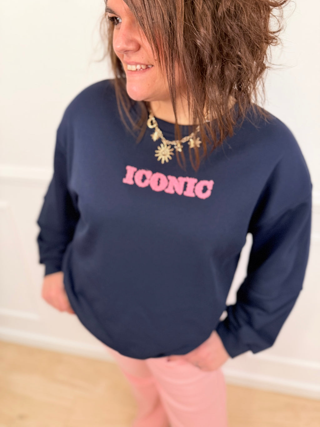 Pull Iconic bleu marine