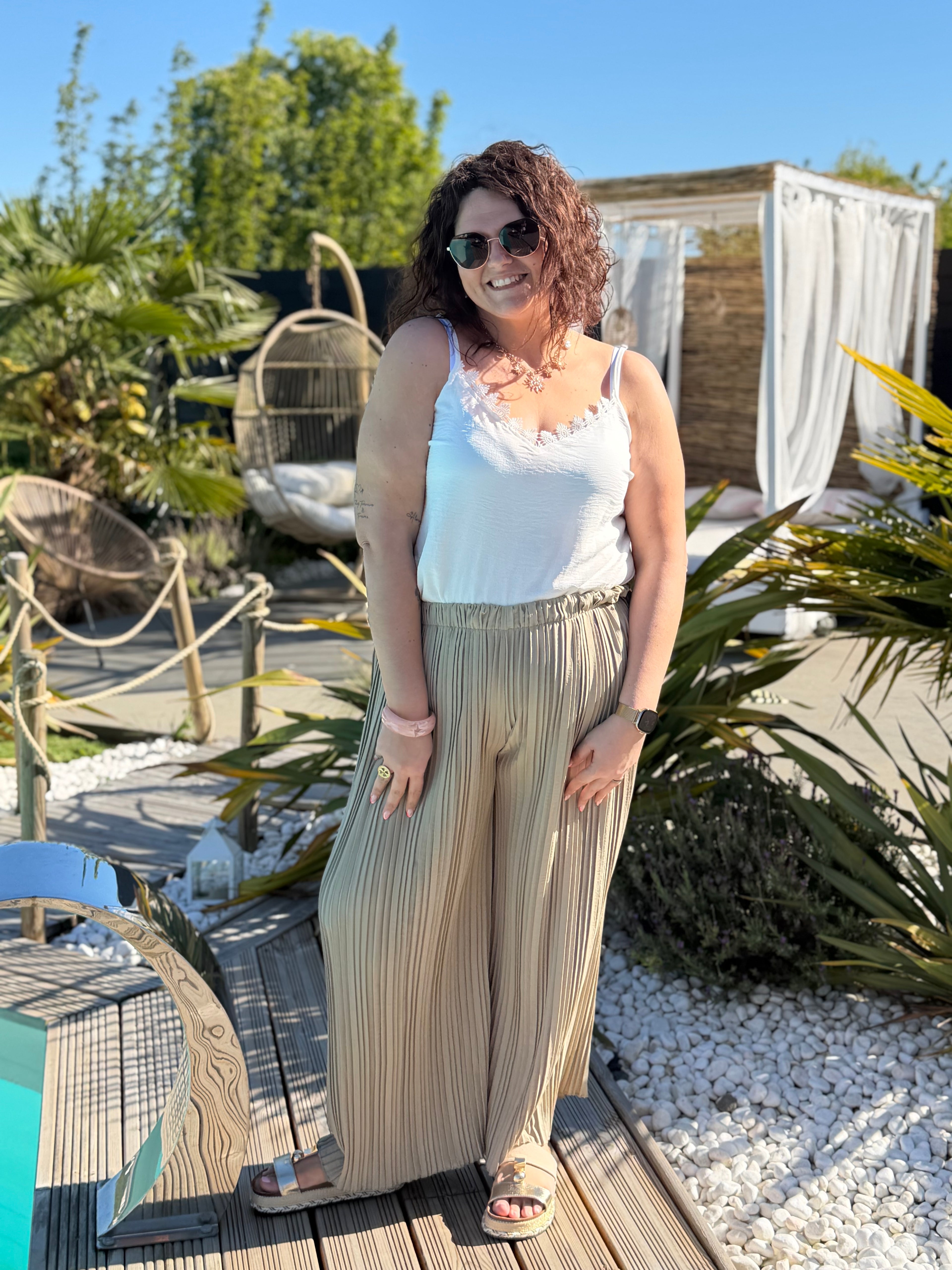 Pantalon plissé beige sable