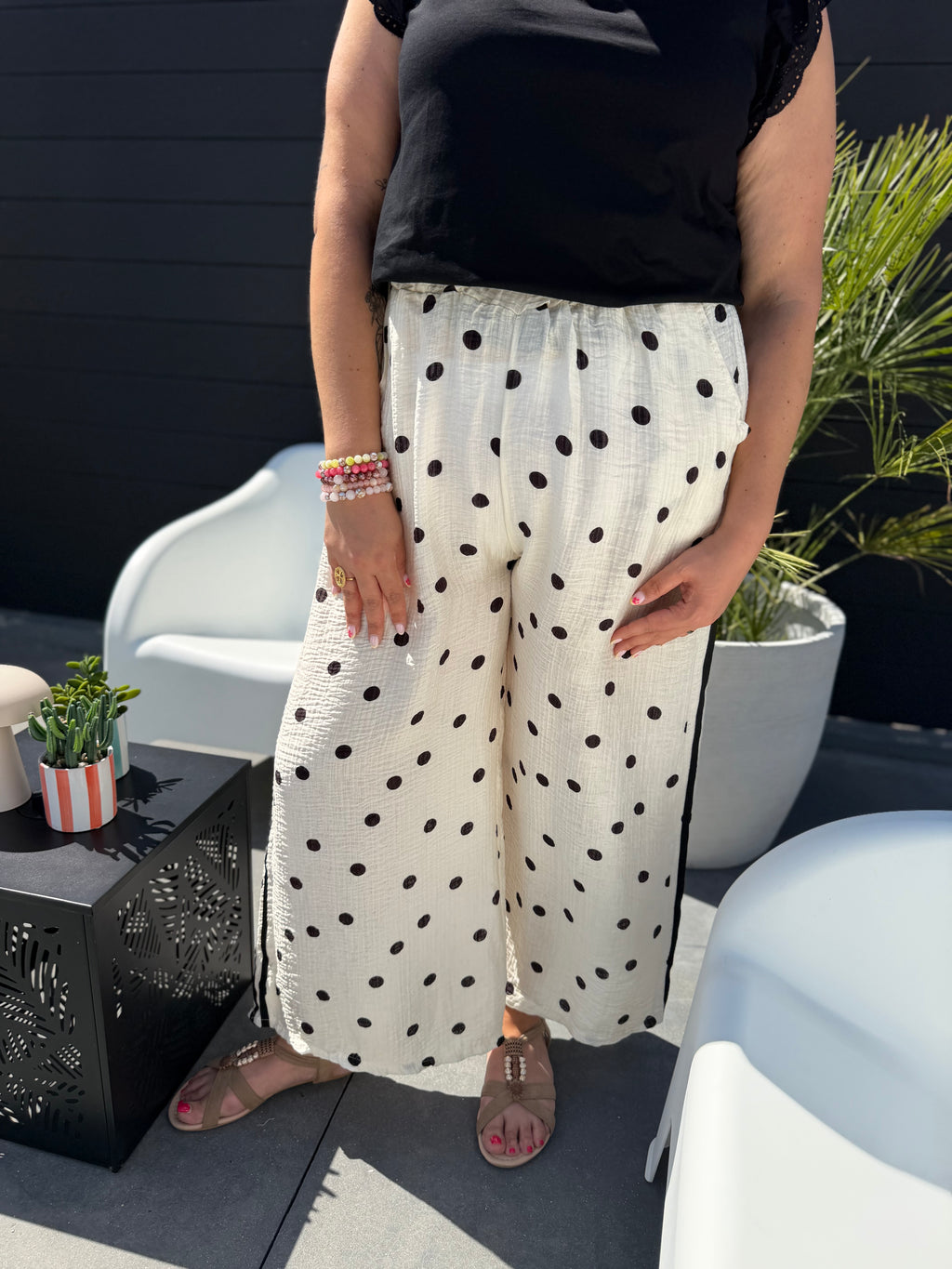 Pantalon blanc fluide petits pois