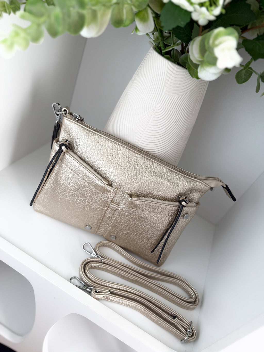 La pochette Léonie