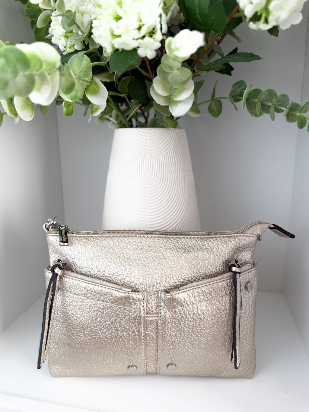 La pochette Léonie