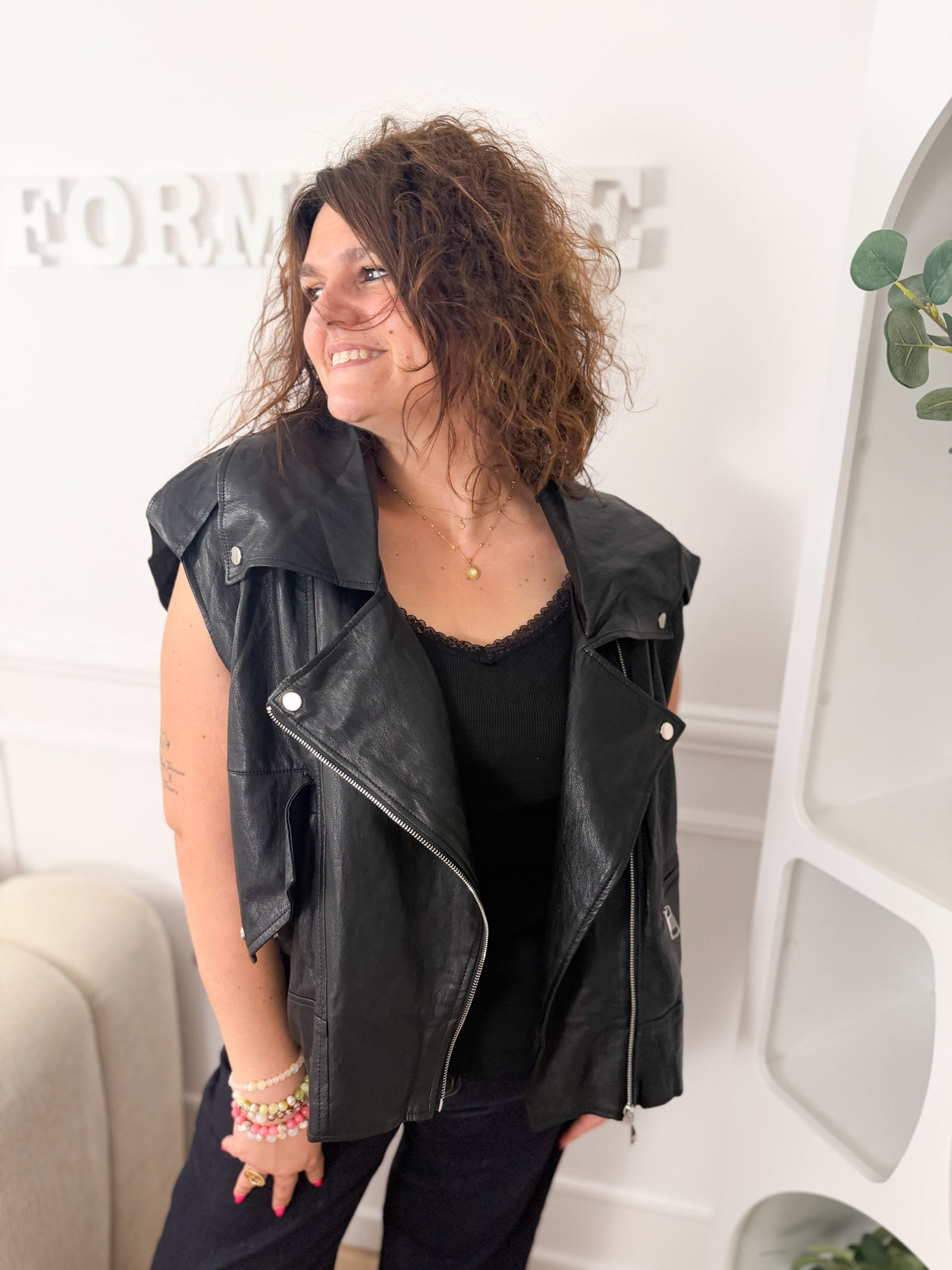 Veste sans manches similicuir
