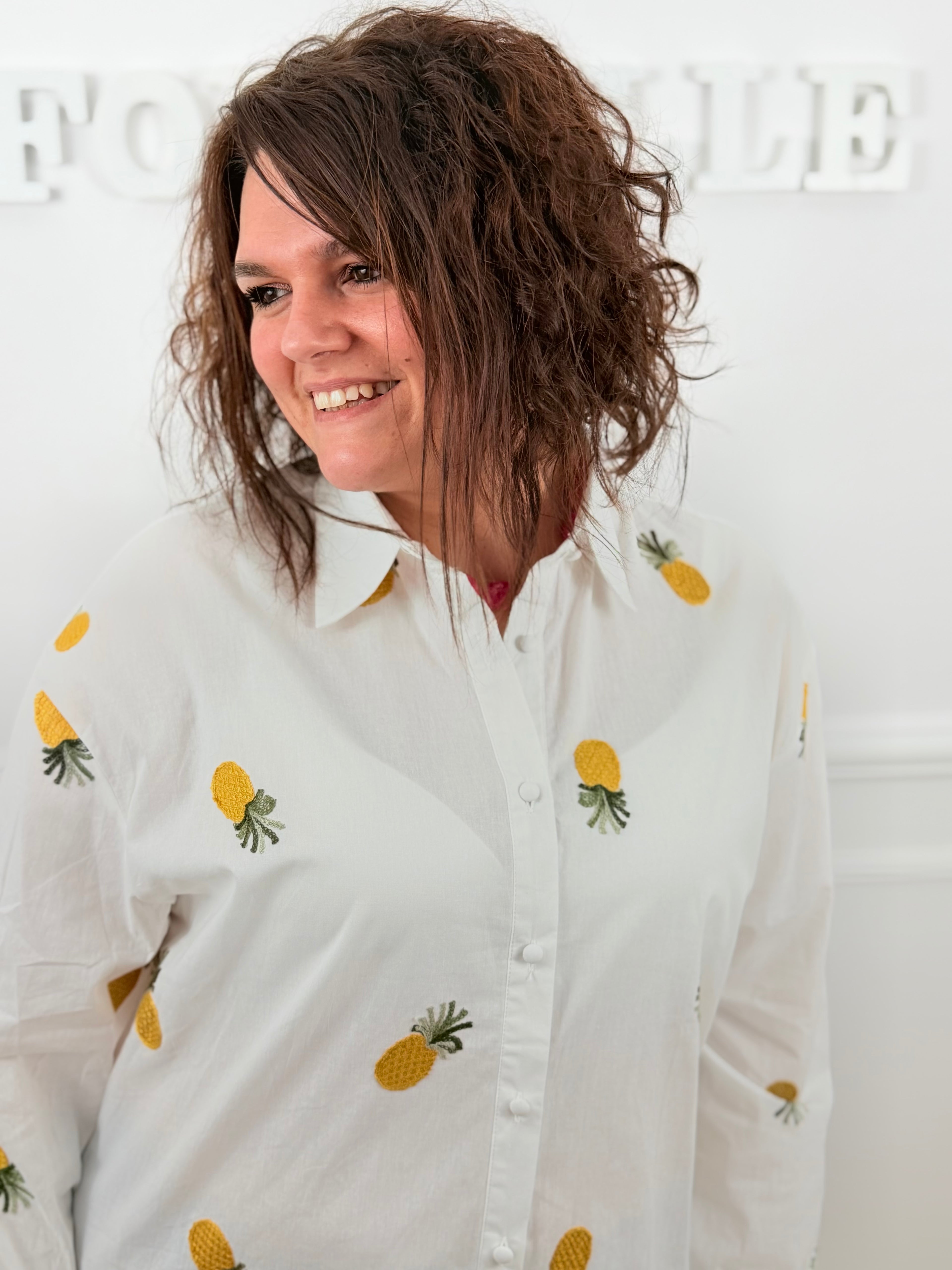 🍍 Chemise Ananas – Blanche brodée