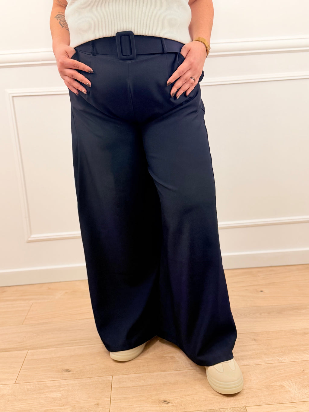 Le pantalon Emy bleu marine